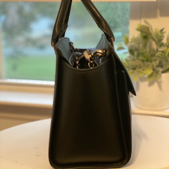 Michael Kors Sylvia medium crossgrain leather satchel - Picture 2 of 9